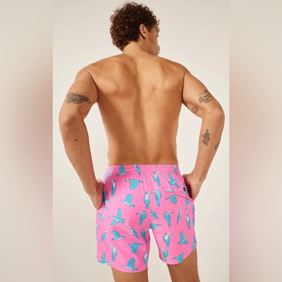 Chubbies Mens Classic Swim Trunks 5.5" The Toucan Do Its Bird Boardshorts Small - Picture 2 of 14